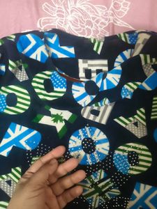 Graphic Print Fleece Top for 4-6 year girl