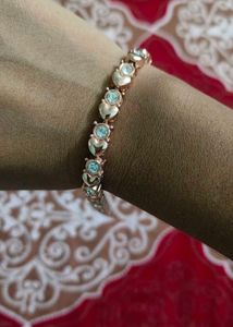 Vintage-Style Heart Bracelet Set