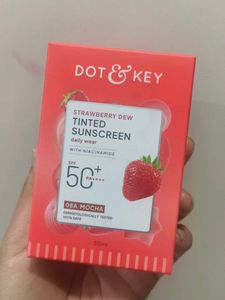Dot &amp; Key Tinted Sunscreen &amp; Pond's Lotion
