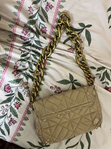 Stylish Quilted Clutch with Gold Chain