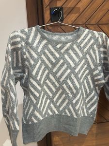 Geometric Pattern Knit Sweater