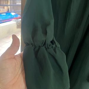 Elegant Dark Green Pleated Dress
