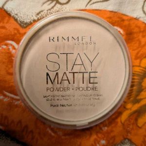 Rimmel Stay Matte Pressed Powder (003 - Natural)