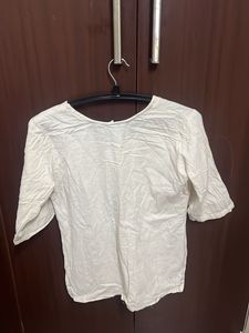 Cream Relaxed Fit 3/4 Sleeve Top - size M