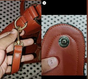 GUCCI GG Logo Leather Shoulder Bag