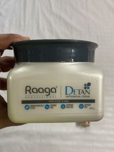 Detan Cream And Tinted Moisturiser
