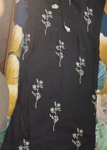 Elegant Black Kurta with White Print