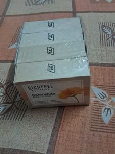 Richfeel Naturals Calendula Anti Acne Soap