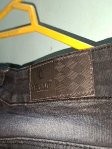 Black Skinny Fit Jeans