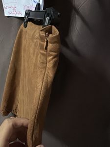 Forever 21Brown Suede Skirt Cut-out Hem26-28