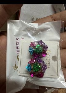 Exquisite Stud Earrings - Sparkle &amp; Shine