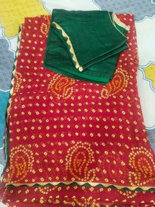 Red Bandhani sare