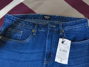 BRAND NEW  Jeans with free surprise top