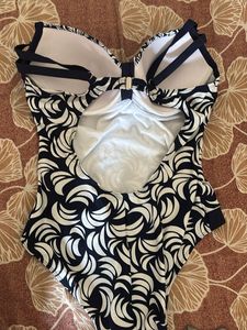 Stylish Blue &amp; White Swirl Bikini Top