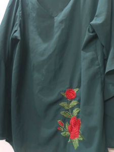 Elegant Green Long Sleeve Top