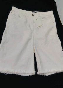 (FREAKINS) White Denim Shorts