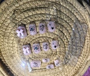 Cute Press-On Nail Set