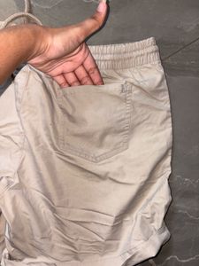 Giordano beige casual shorts