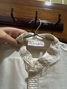 Elegant Cream Kurta pyjama set for Men