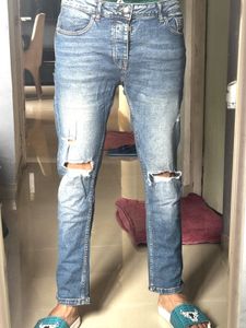 Distressed Blue Denim wripped Jeans