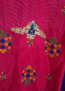 Embroidered Pink Kurta