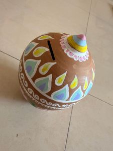 Gullak/money bank