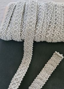 Delicate Silver Lace..... 4.15 m