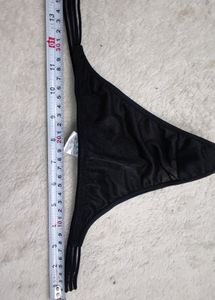 ⚛️ 32. Size Black V Look
