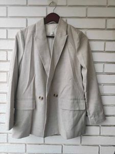 H&amp;M Women's Beige Double-Breasted Blazer