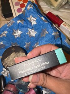 MAC Frost Lipstick - Rouge A Levres