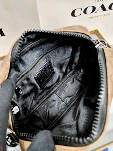 Coach Signature Cross Body Bag - Unisex