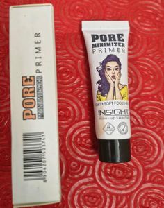 Insight Pore Minimizer Primer makeup