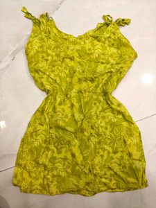 Floral Print Shoulder Tie up Kurti