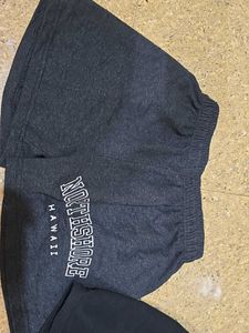 City Graphic Shorts