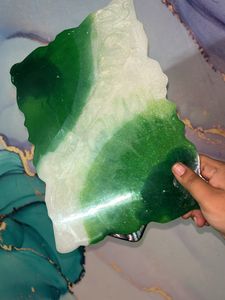 Green Resin Leaf Tray