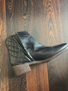 Black Quilted Ankle Boots Unisex