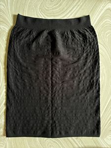Black Textured Pencil Skirt, free size 🖤
