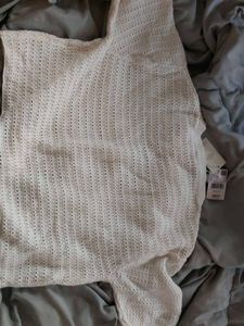 MANGO Top Sale 🚨🚨🚨Off-white cropped Crochet