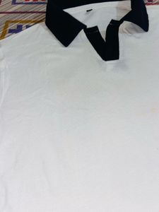 white collar neck cropped tshirt✨