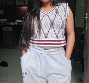 Argyle Pattern Cropped Vest Top