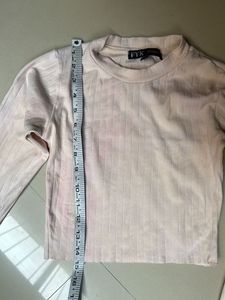 Cream Coloured Crop Top With Full sleeves