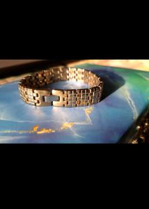 Magnet Stylish Two-Tone Bracelet