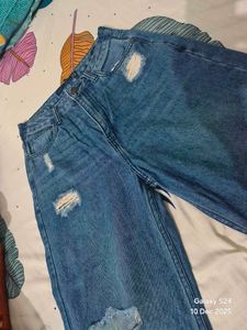Ripped Wide Leg Jeans