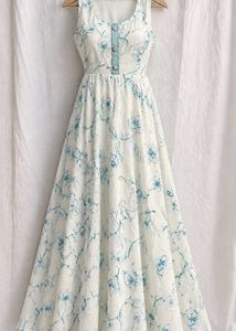 Elegant White Floral Maxi Dress