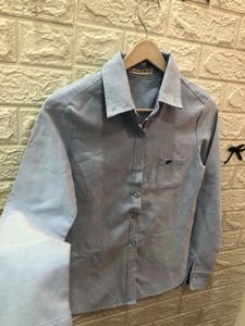 Stylish Light Blue Button-Up Shirt☁️🕶️