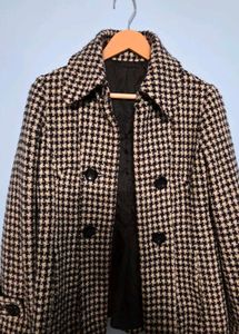 Houndstooth Patterned Coat