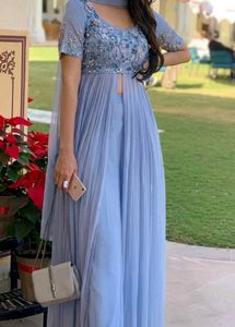 It's a pretty three piece kurta sets