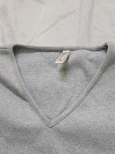 Grey V-Neck Long Sleeve Top
