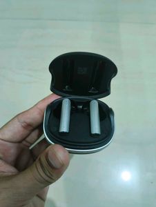 croma earbuds