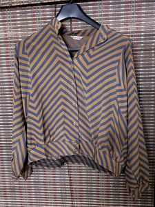 Chic Chevron Print Button-Up Blouse